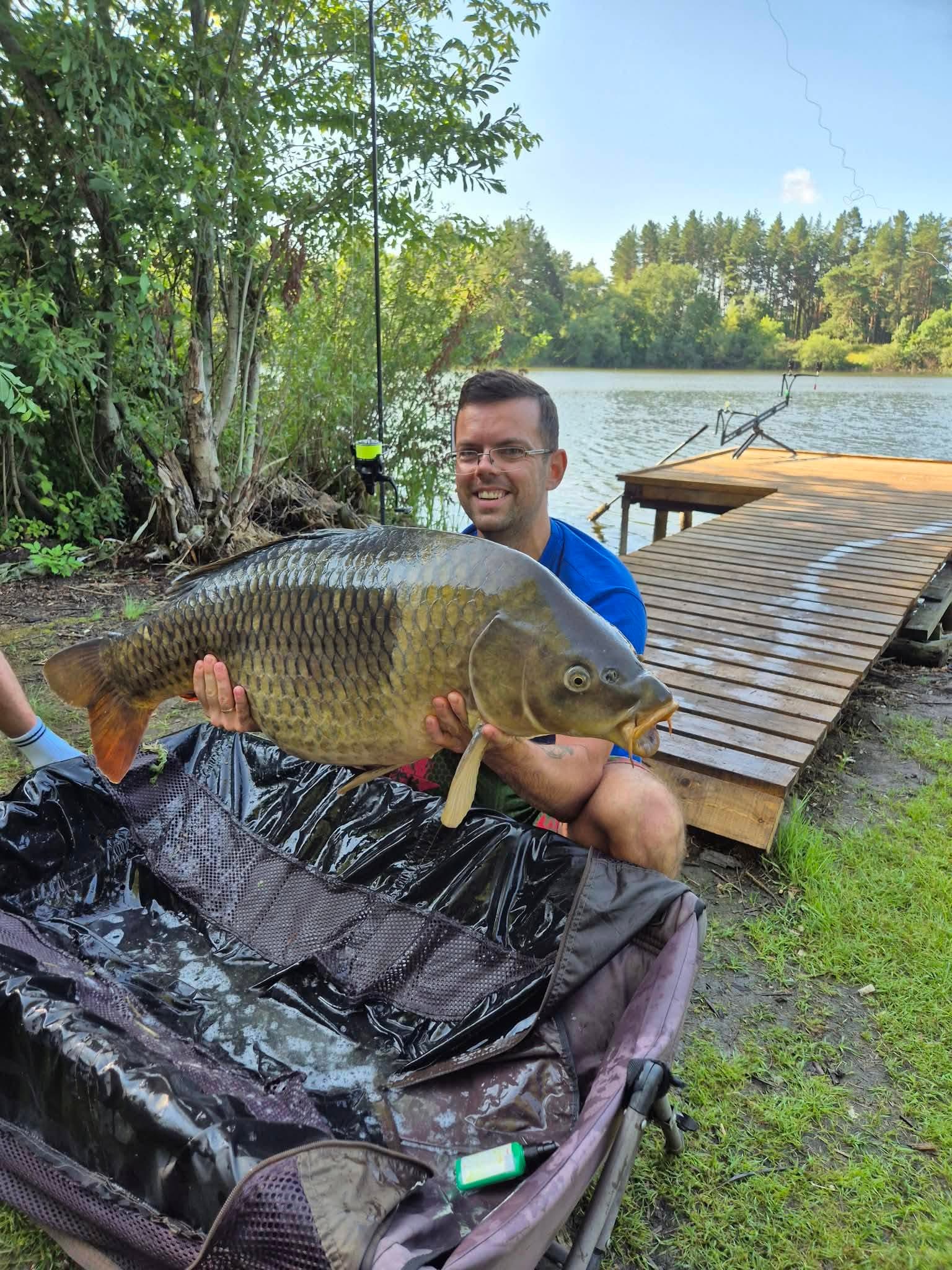 Tvenkinio rekordas – karpis, sveriantis daugiau nei 20 kg
